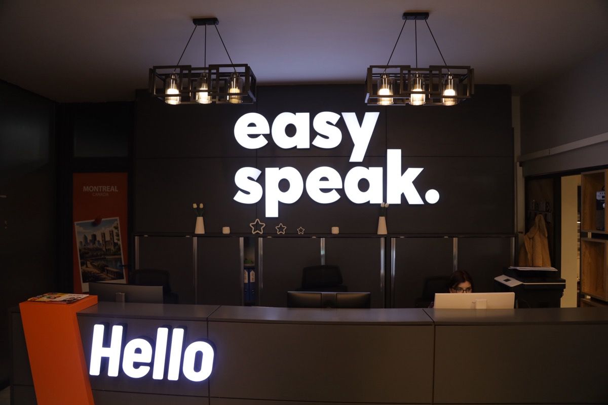 Easy Speak | İngilizce Dil Okulu — Çocuk, Genç ve Yetişkin Kursları